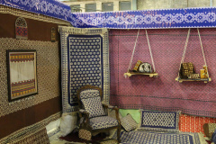 یازدهمین نمایشگاه صنایع دستی ایران و دومین نمایشگاه تخصصی زیلو، حصیر و زیراندازهای سنتی از عصر دیروز در یزد آغاز بکار کرد.