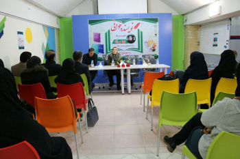 معاونت فرهنگی جهاددانشگاهی یزد نخستین  نشست از سلسله نشست های نویسنده خوانی را برگزار کرد