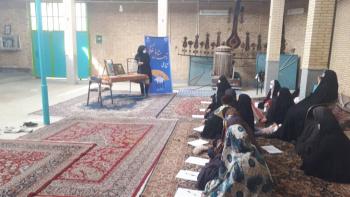 جلسه توجیهی متقاضیان رسته شغلی تابلوفرش در روستای شرب العین شهرستان یزد برگزار شد