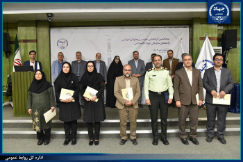 انتخاب معاونت آموزش و کارآفرینی  واحد جهاددانشگاهی استان یزد به عنوان یکی از  واحدهای برگزیده