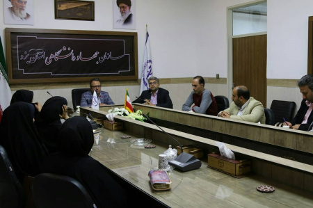نشست خبرنگاران ایسنا با رییس سازمان جهاددانشگاهی استان یزد