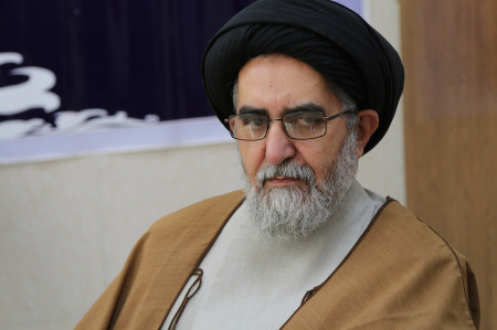 امام جمعه ابرکوه: ایسنا، رسانهای موفق در انتقال تجارب فجرآفرینان انقلاب به نسل جدید است