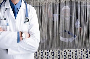 پایش سلامت هنرمندان زیلوباف در شهر جهانی زیلو