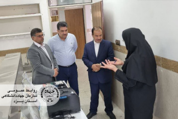 بازدید معاون توسعه مدیریت و منابع استانداری یزد و مدیرکل اداری مالی استانداری از ظرفیت‌های سازمان جهاددانشگاهی یزد