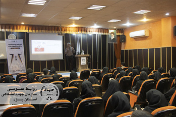 آغاز چهاردهمین دوره مسابقات ملی مناظره دانشجویان در یزد با برگزاری کارگاه توجیهی
