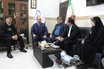 دیدار معاون آموزش و پژوهش سازمان پدافند غیرعامل کشور با رئیس جهاد دانشگاهی یزد؛ تأکید بر گسترش همکاری‌های علمی و آموزشی برای ارتقای تاب‌آوری