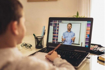 تداوم برگزاری دوره‌های رایگان آموزشی جهاددانشگاهی یزد به ویژه در ایام جنگ